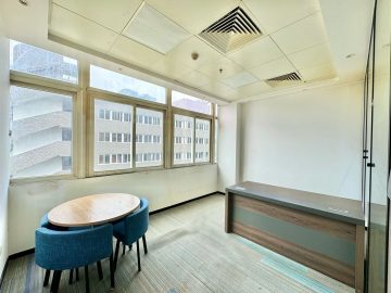 科技园212㎡办公户型｜麻雀岭工业区 · 精装