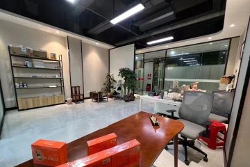 深圳大浪办公空间｜万盛百货(万众步行街店)134㎡精装户型