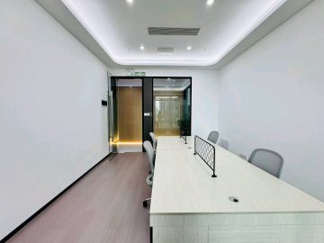 方大城｜96㎡精装办公室出租 · 华侨城