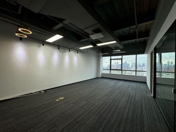 南园枫叶大厦｜187㎡精装办公室出租 · 南油