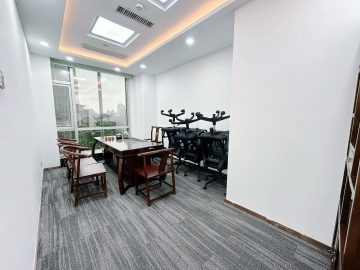 中心商务大厦216㎡在租办公室｜高层精装