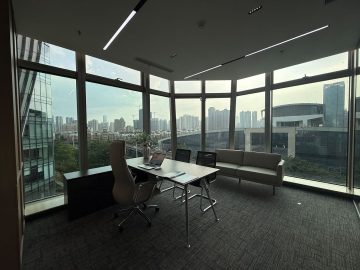 皇岗商务中心200㎡在租办公室｜中层精装