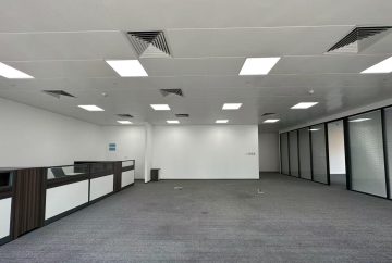 深圳水贝办公空间｜中冠商务大厦320.77㎡精装户型