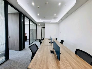 方大城｜150㎡精装办公室出租 · 华侨城