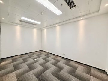 兰光科技大厦210㎡在租办公室｜高层精装
