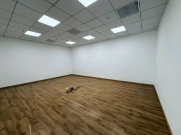 南头465㎡办公户型｜唐商科技大厦 · 精装