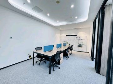方大城｜150㎡精装办公室出租 · 华侨城