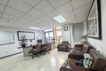 深圳科技园中区办公空间｜万基产业园500㎡精装户型