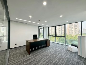 英龙商务中心351㎡在租办公室｜中层精装