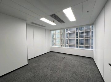 世界金融中心116㎡在租办公室｜高层精装