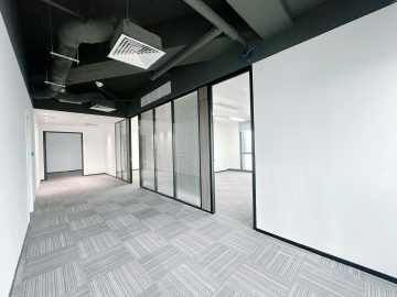 豪方天际广场346㎡在租办公室｜高层精装