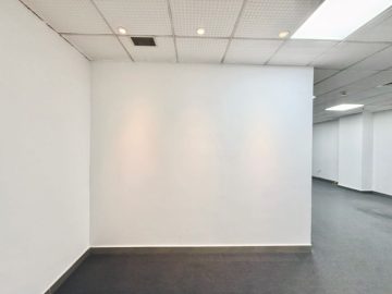 兰光科技大厦158㎡在租办公室｜中层精装