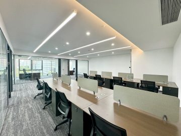 英龙商务中心351㎡在租办公室｜中层精装