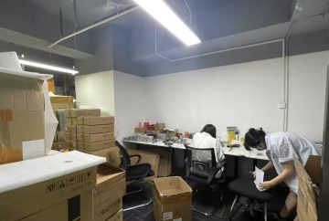 深圳华强北办公空间｜东风大厦165㎡精装户型
