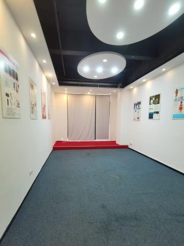 深圳西乡办公空间｜一方天地互联网产业园370㎡精装户型