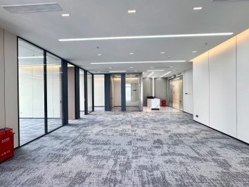 皇庭中心378㎡在租办公室｜高层精装