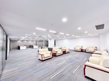 龙光世纪大厦650㎡在租办公室｜低层精装