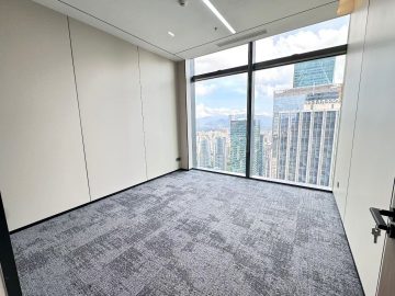 皇庭中心378㎡在租办公室｜高层精装