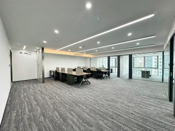 英龙商务中心351㎡在租办公室｜中层精装