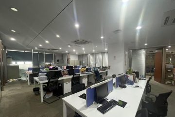 深圳车公庙办公空间｜云松大厦428㎡精装户型