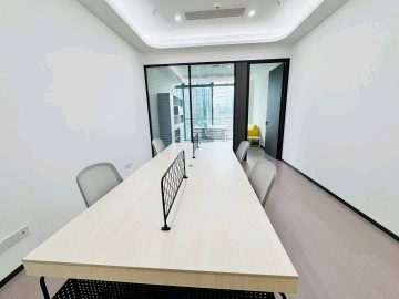 方大城｜96㎡精装办公室出租 · 华侨城