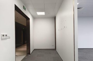 深圳布心办公空间｜中冠商务大厦192.92㎡精装户型
