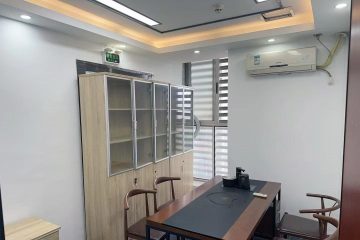 深圳清湖办公空间｜卫东龙商务大厦356㎡精装户型