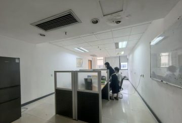 深圳科技园中区办公空间｜万基产业园500㎡精装户型