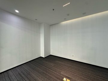 南园枫叶大厦｜187㎡精装办公室出租 · 南油