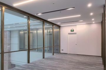 深圳宝安中心区办公空间｜荣超滨海大厦165㎡精装户型