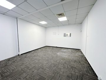 赋安科技大厦｜385㎡精装办公室出租 · 科技园