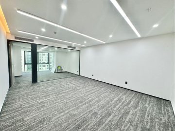 莲花123㎡办公户型｜英龙商务中心 · 精装