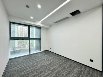 莲花145㎡办公户型｜英龙商务中心 · 精装