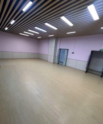 深圳清湖办公空间｜半里大厦160㎡精装户型