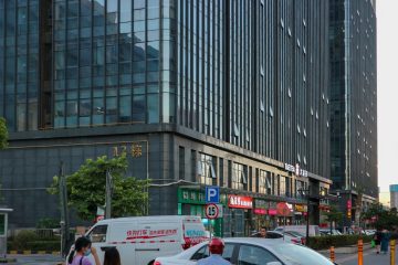 深圳华耀城中心实景图