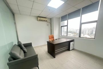 深圳大浪办公空间｜企生活油松商务大厦130㎡精装户型