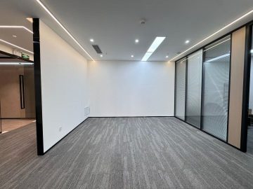 皇庭中心209㎡在租办公室｜中层精装