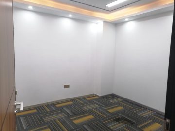 龙华175㎡办公户型｜卫东龙商务大厦 · 精装