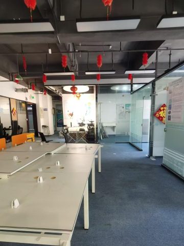 深圳西乡办公空间｜一方天地互联网产业园370㎡精装户型