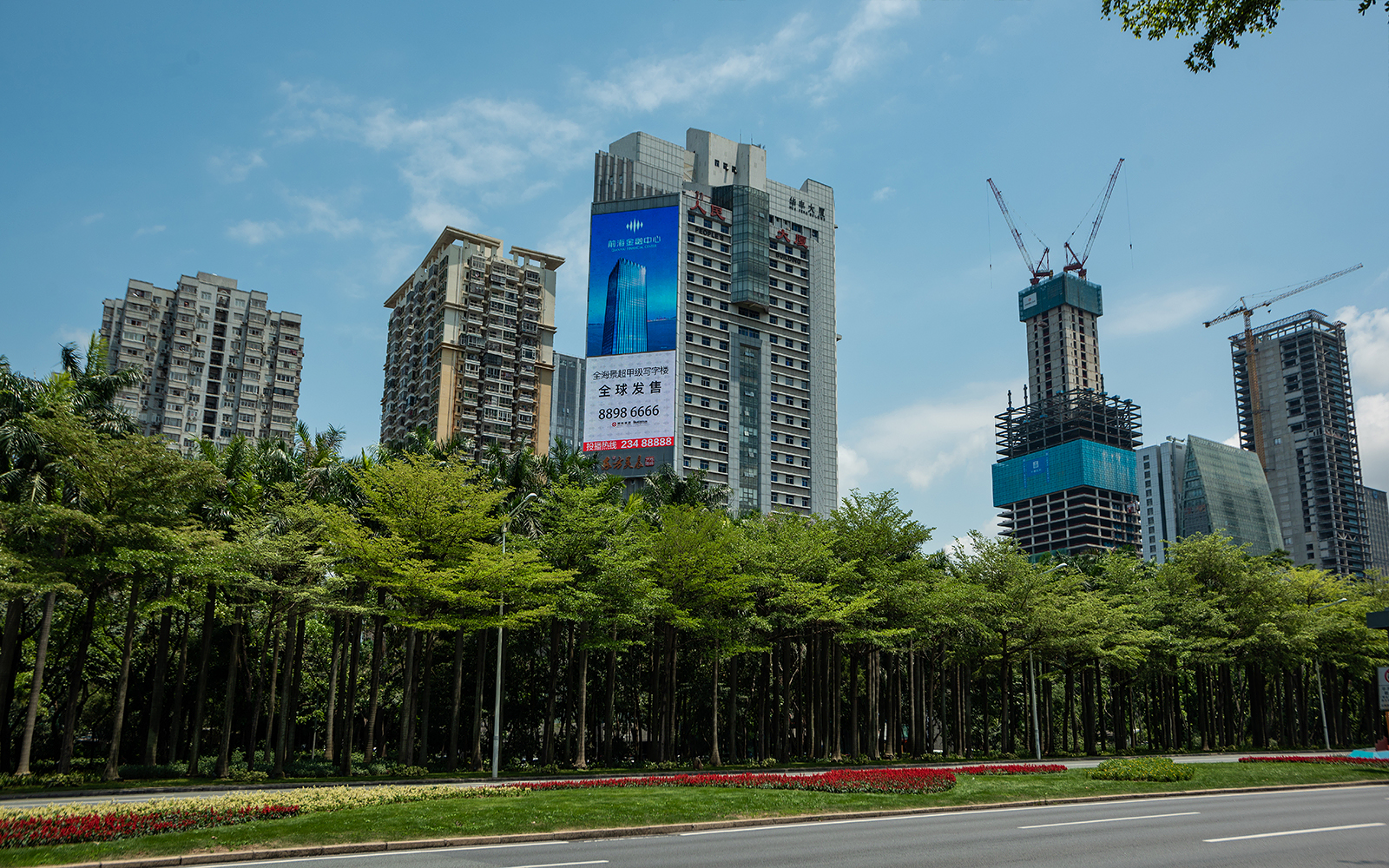 人民大厦实景