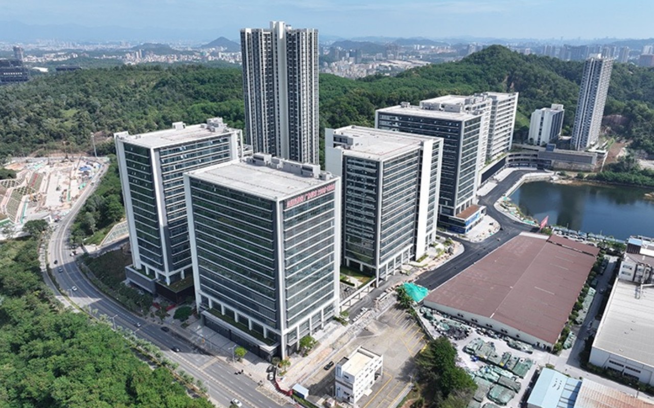 鸿荣源·鸿湖科技园实景