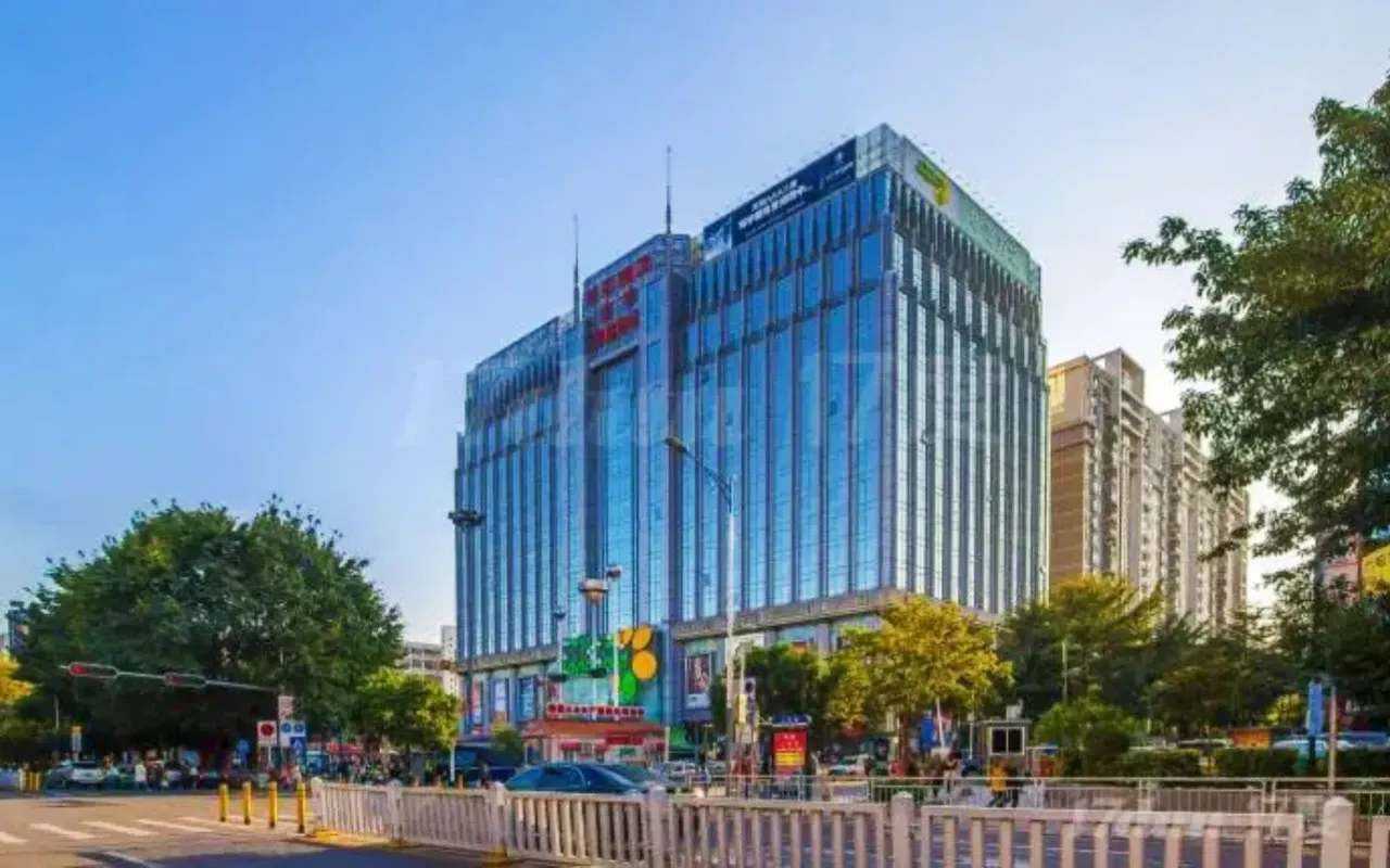 美丽AAA大厦实景