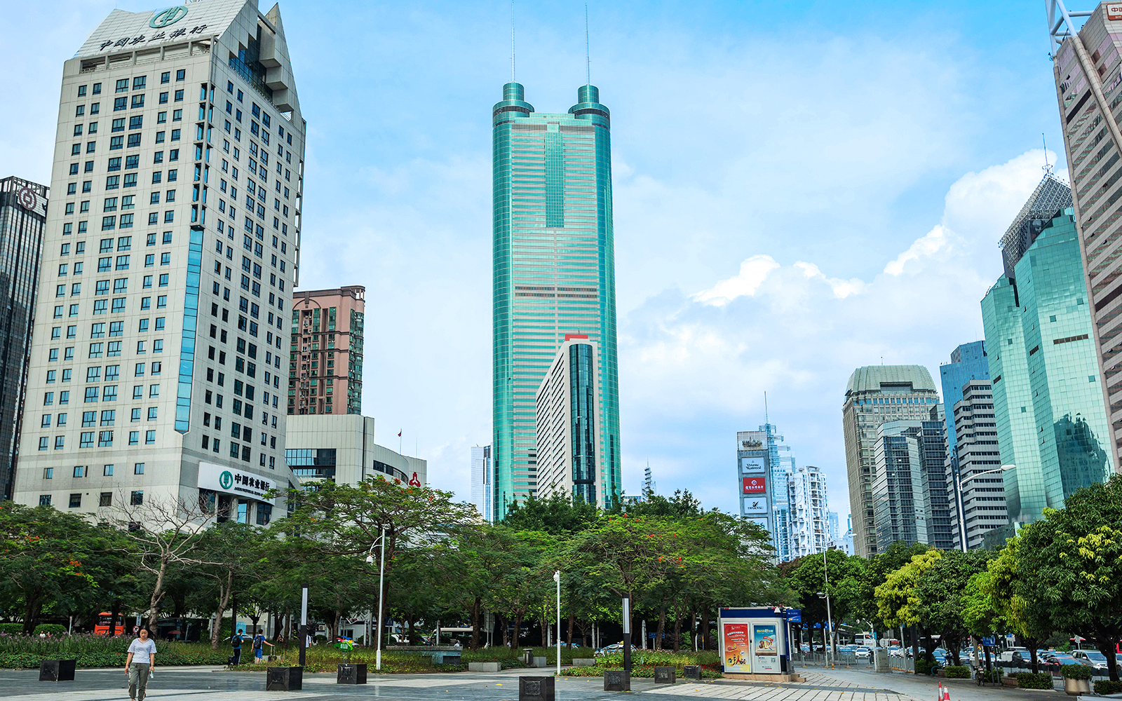 地王大厦(信兴广场)实景