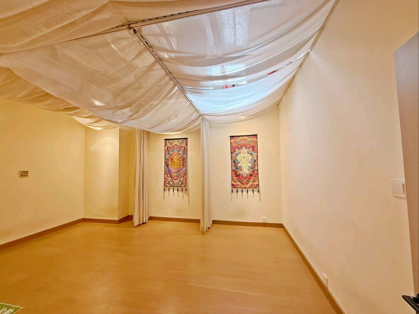 创维半导体设计大厦 · 117.6㎡精装办公室实景