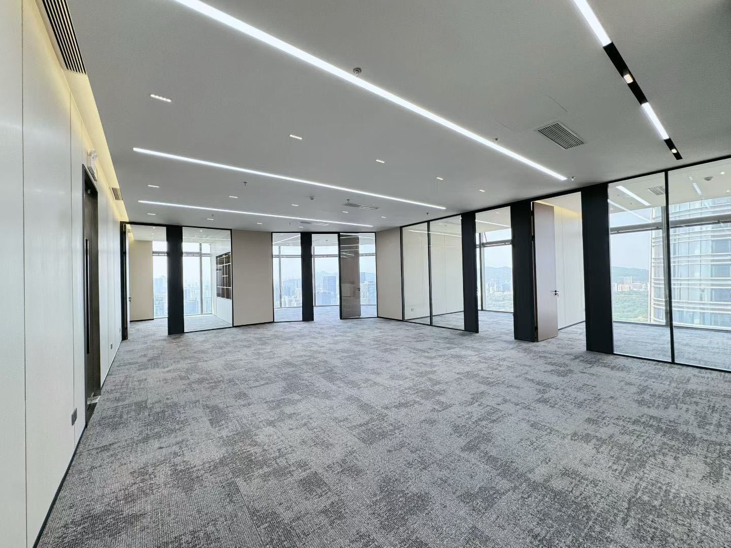 皇庭中心 · 439㎡精装办公室实景
