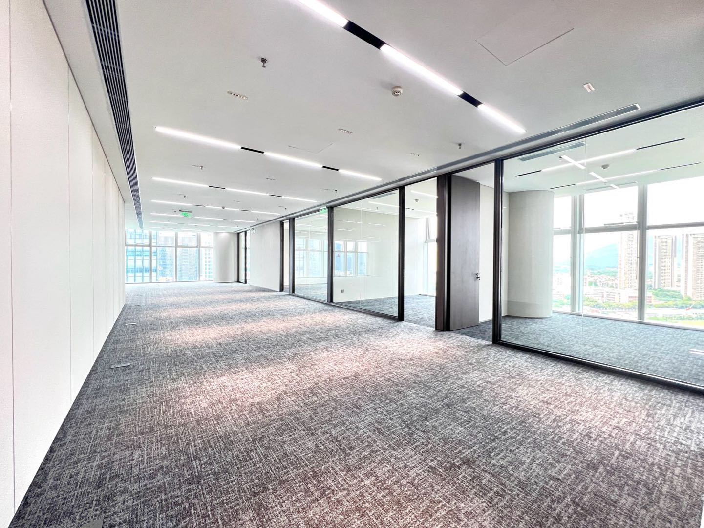 康泰创新广场 · 530㎡精装办公室实景