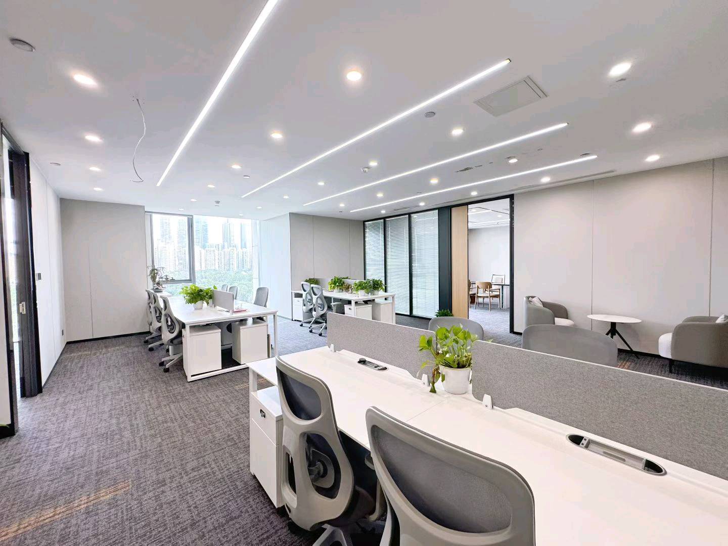中检大厦 · 358㎡精装办公室实景