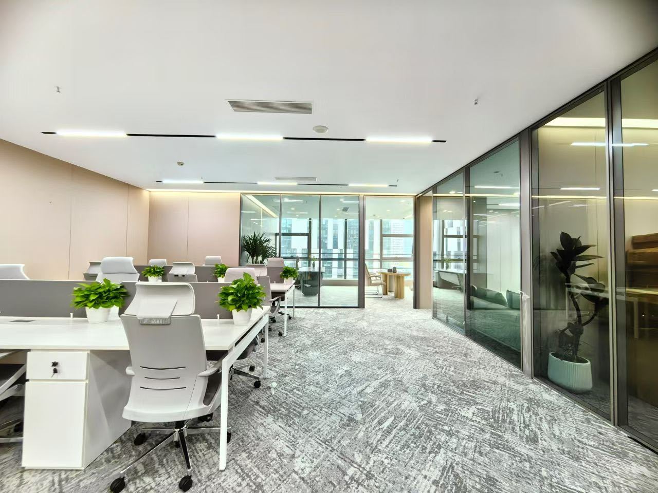 粤美特大厦 · 258㎡精装办公室实景