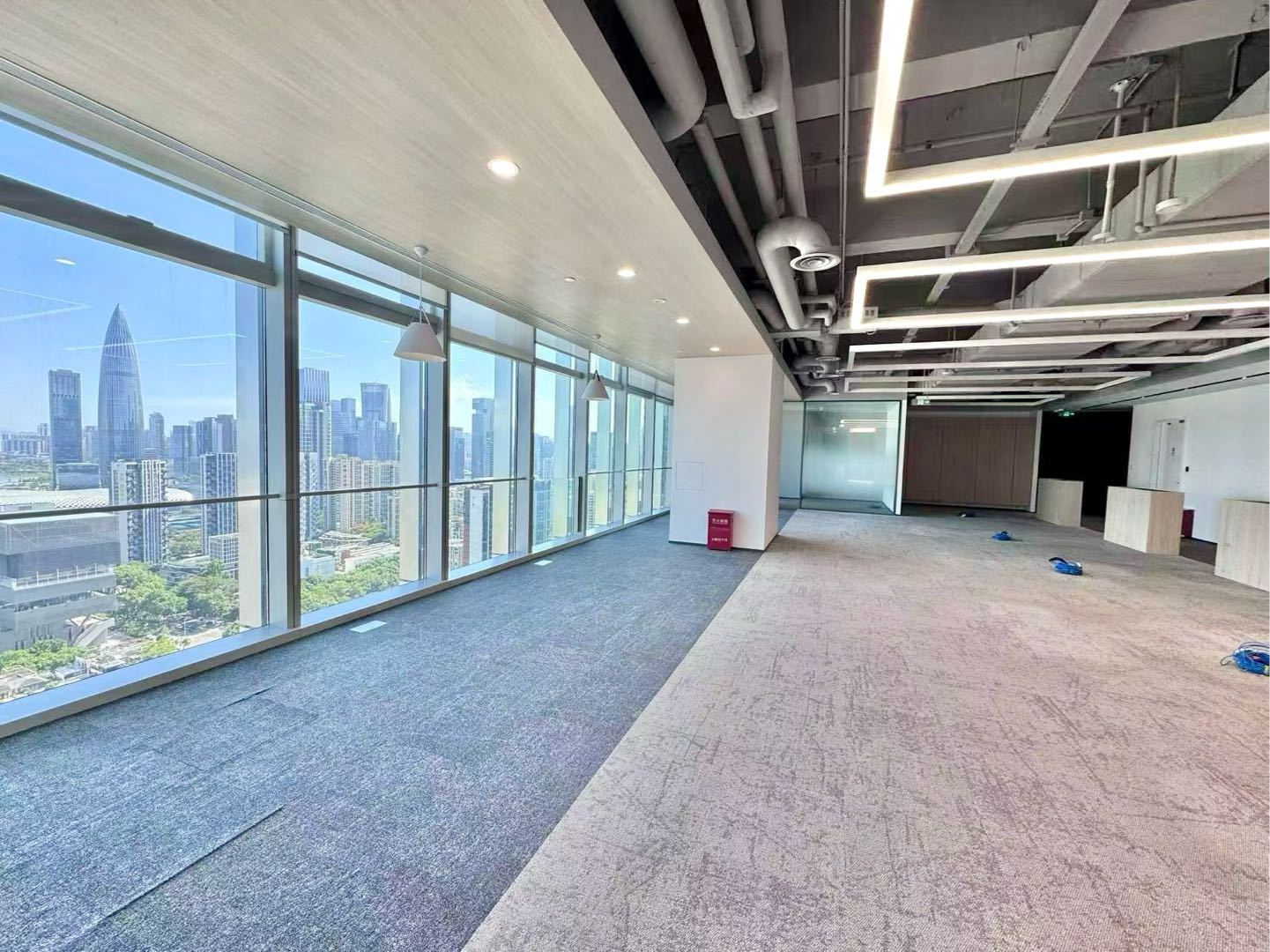 金地威新中心 · 569.8㎡精装办公室实景