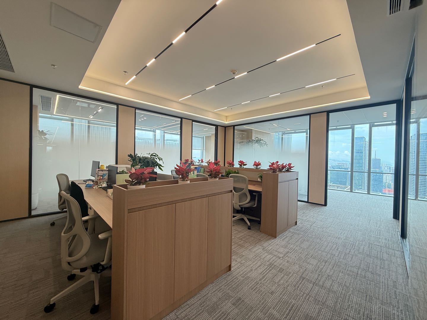 航天科技广场 · 300㎡精装办公室实景